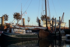 574b79c9-ac5d-42ac-94a8-1fe82d79b008-1